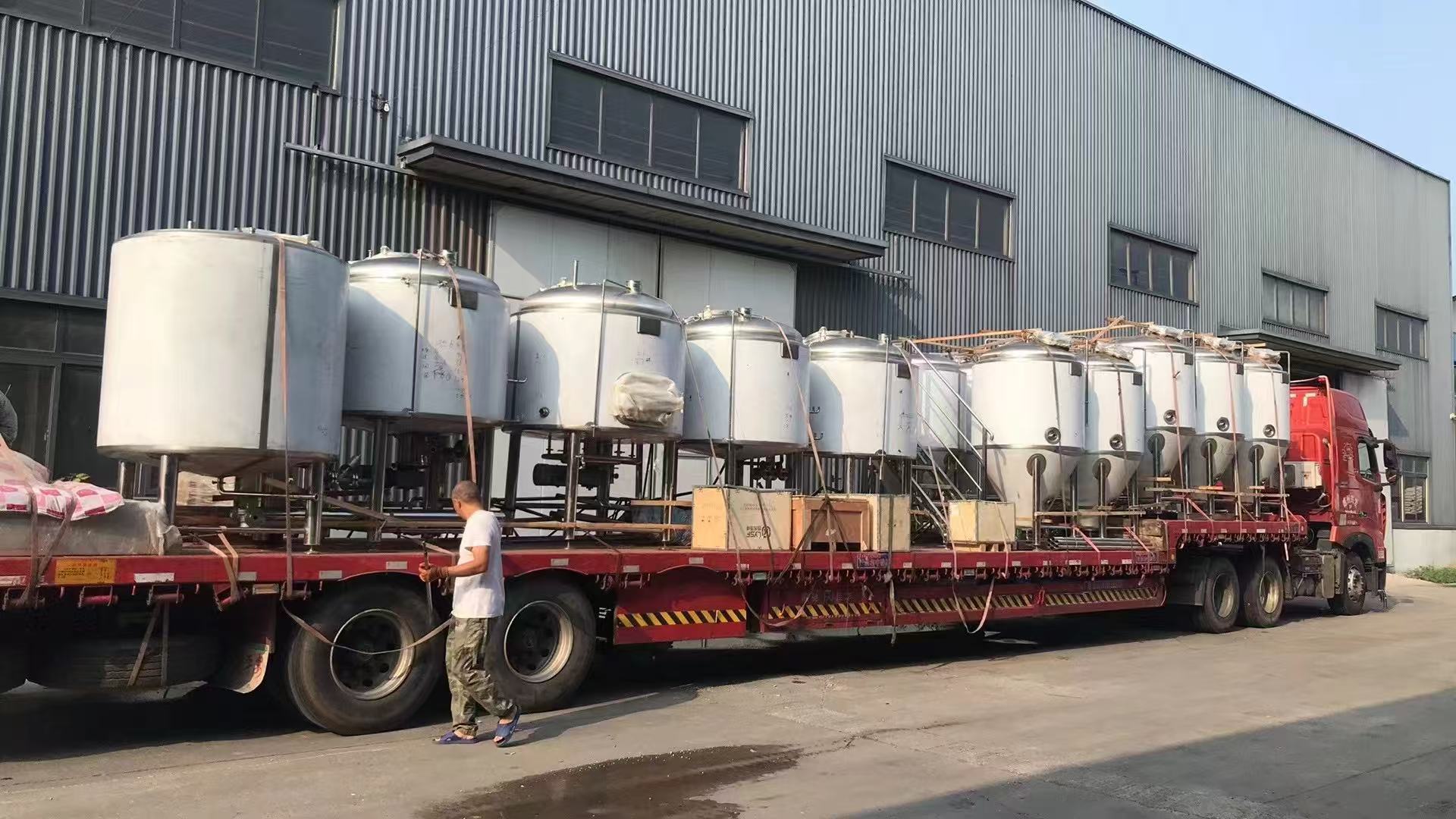 顺义精酿啤酒设备厂—中小型精酿啤酒厂提供服务